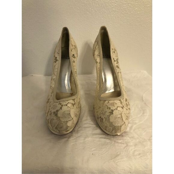 Vintage Stuart Weitzman Ivory Satin Lace Round Toe Wedding Pumps Heels 10 - Picture 10 of 15